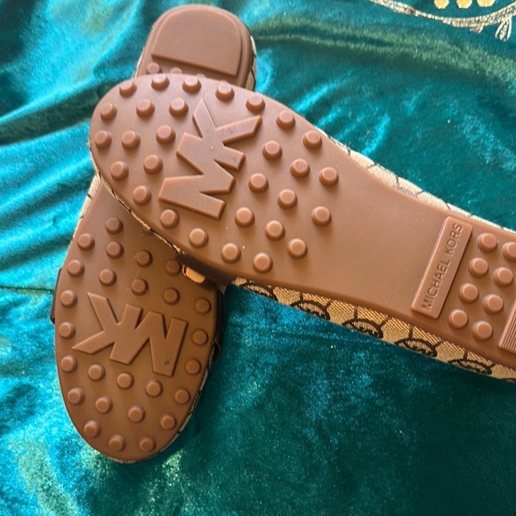 Michael Kors Brown Loafers with Elegant Gold Accent - Picture 6 of 6